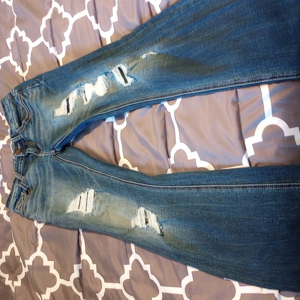 BKE STELLA  Distresses BOOTCUT JEANS 👖